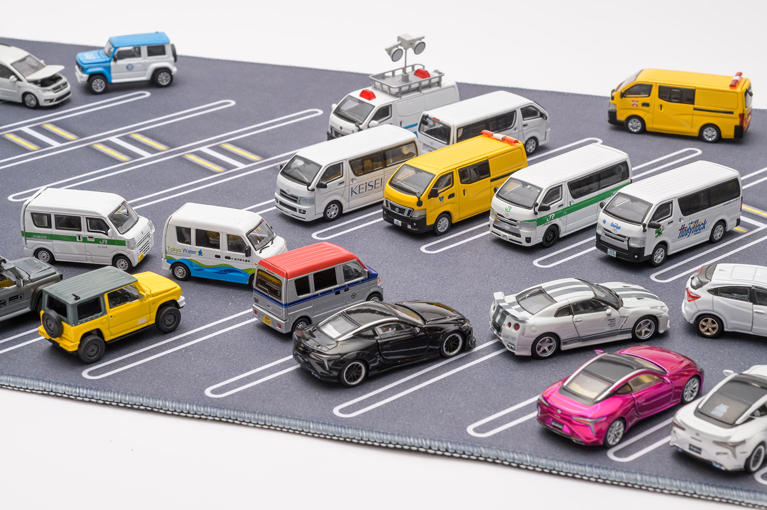 ミニカーの写真 ジオラマ風